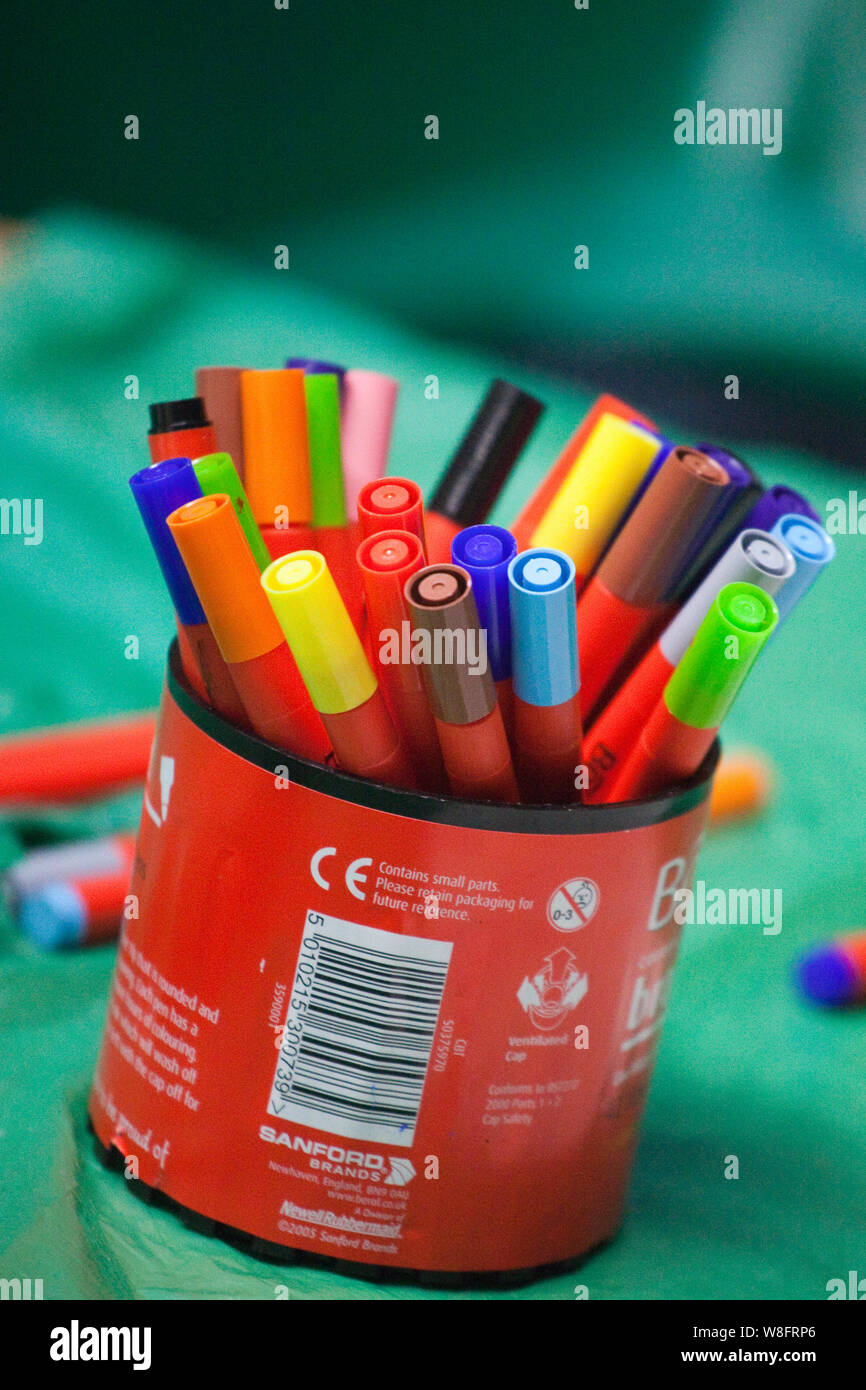 Childrens felt tips hires stock photography and images Alamy
