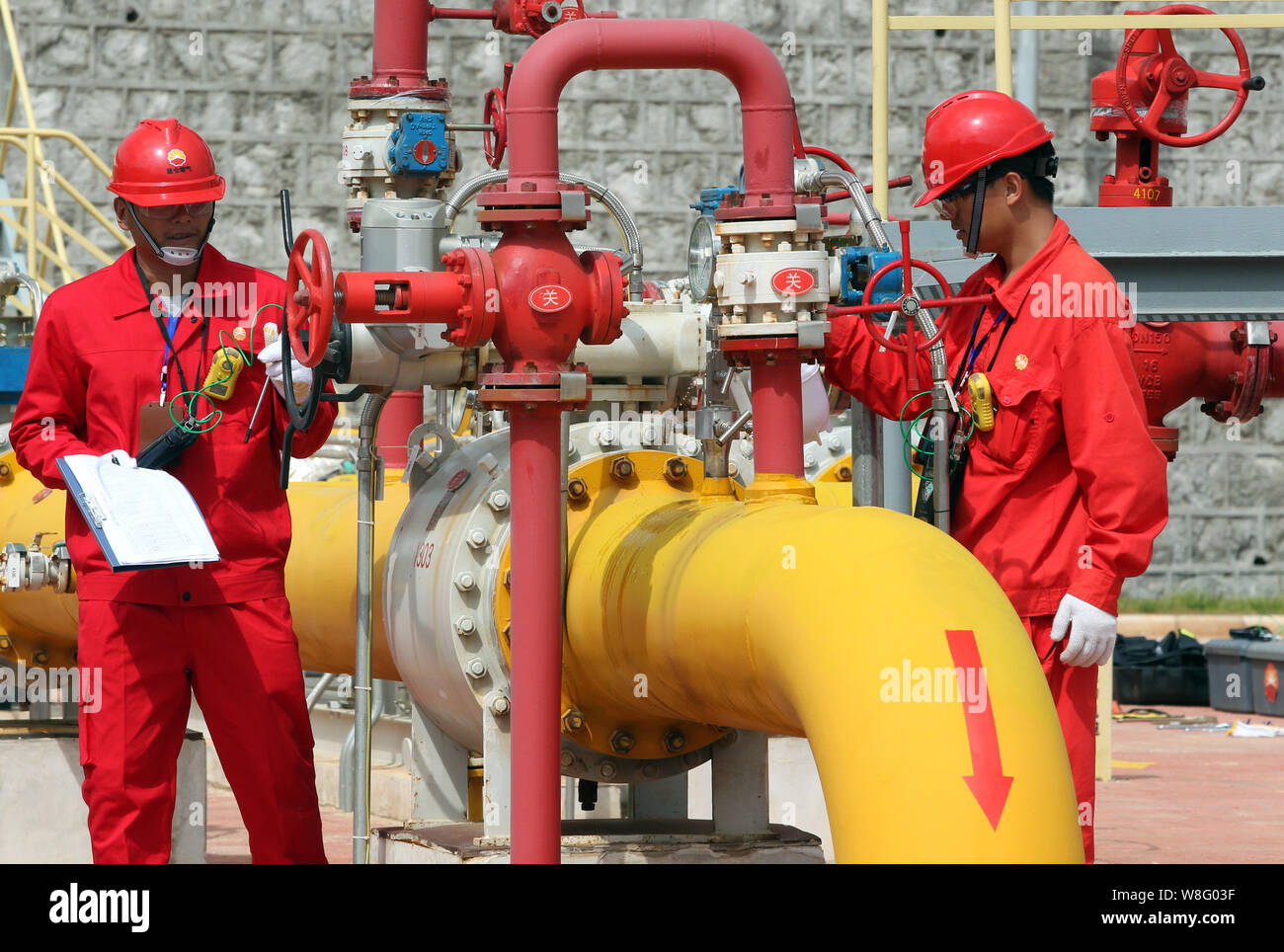 FILE Chinese Technicians Of PetroChina Kunlun Gas Co Ltd Check file-chinese-technicians-of-petrochina-kunlun-gas-co-ltd-check