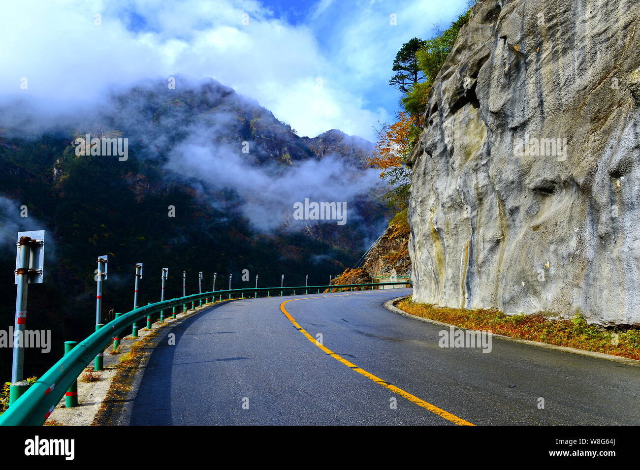 National highway 318 hires stock photography and images Alamy