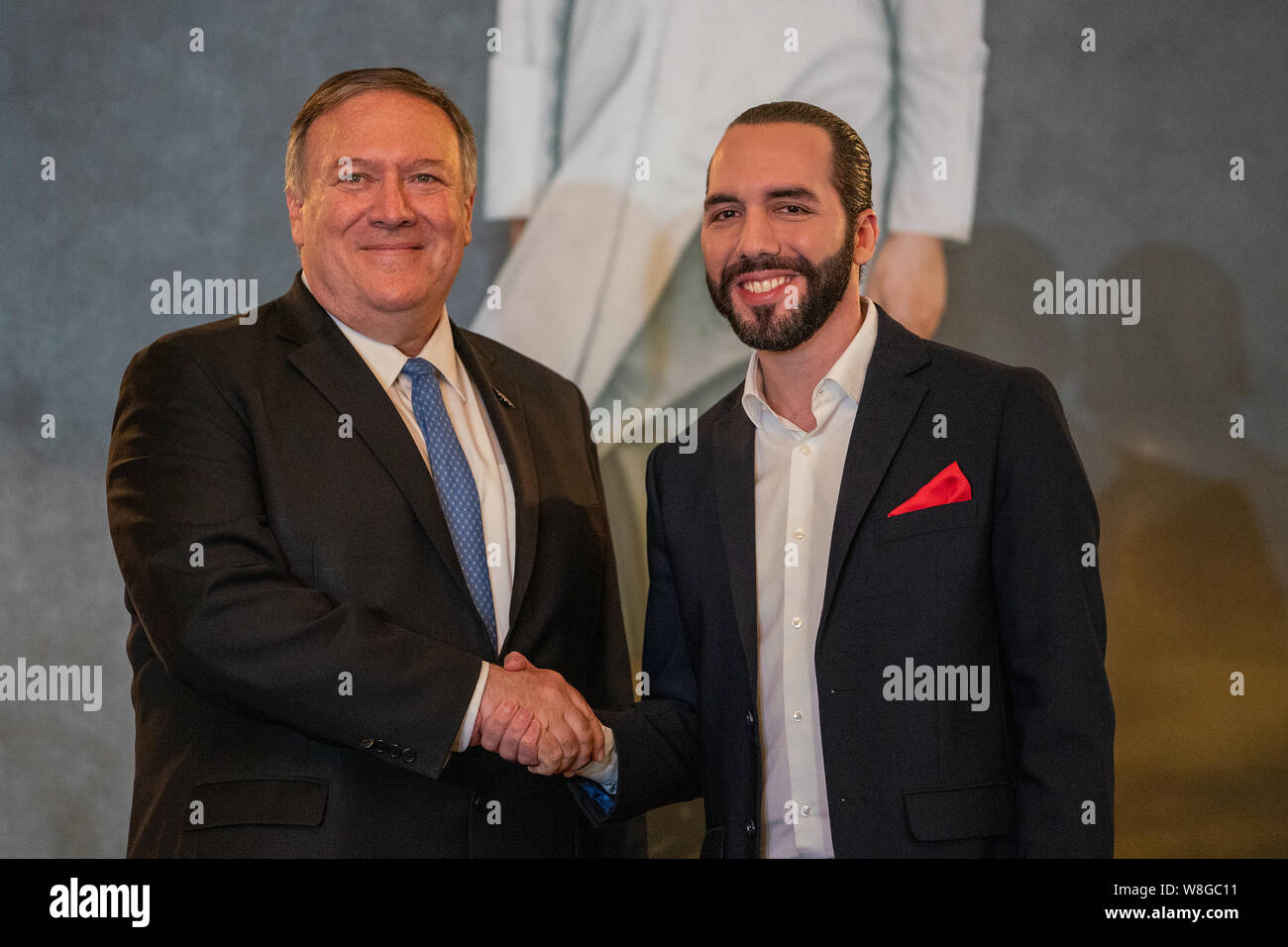 U.S. Secretary of State Michael R. Pompeo shakes hands with Salvadoran President Nayib Bukele during a joint press availability, in San Salvador, El S Stock Photo