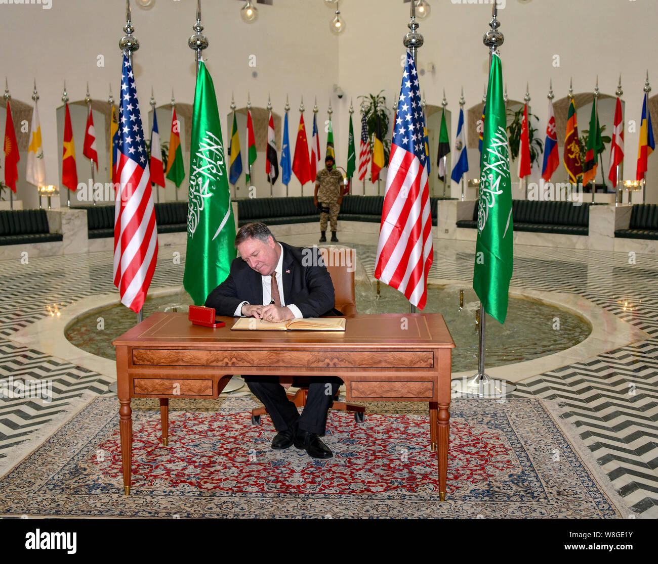 Secretary of State Michael R. Pompeo signing a paper in Riyadh, Saudi Arabia, October 16, 2018. Stock Photo
