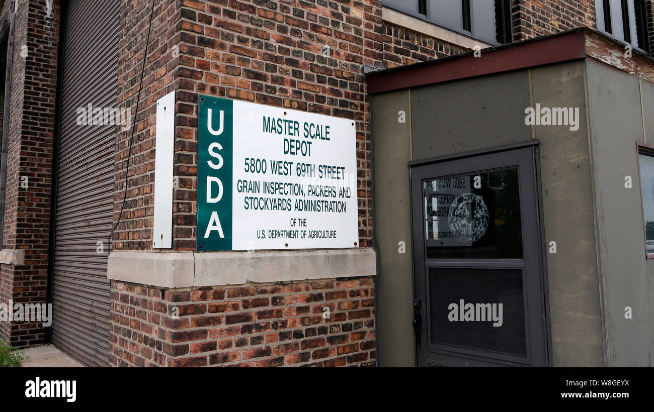 Master scale depot chicago hi-res stock photography and images - Alamy