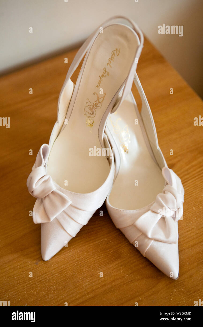 evans bridal shoes