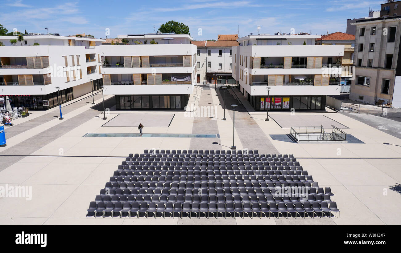 Place des Martyrs de la Résistance, Alès, Gard, France Stock Photo Alamy Place des Martyrs de la Résistance, Alès, Gard, France Stock Photo Alamy