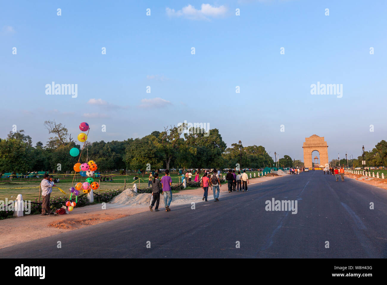 Selling balloons in in India Gate, New Delhi, India Stock Photo Alamy