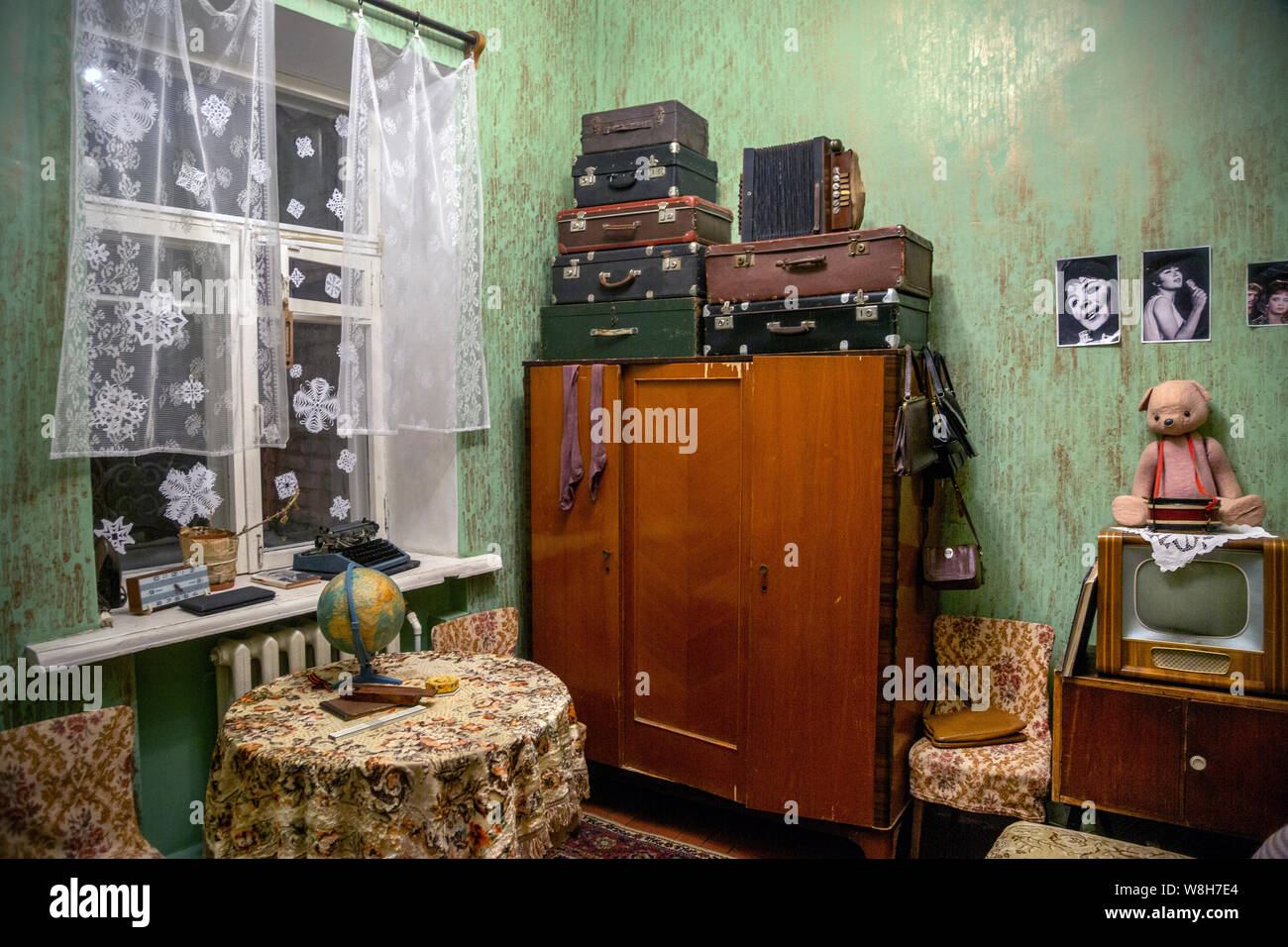 Reconstruction of soviet era interiors of communal apartments (Russian