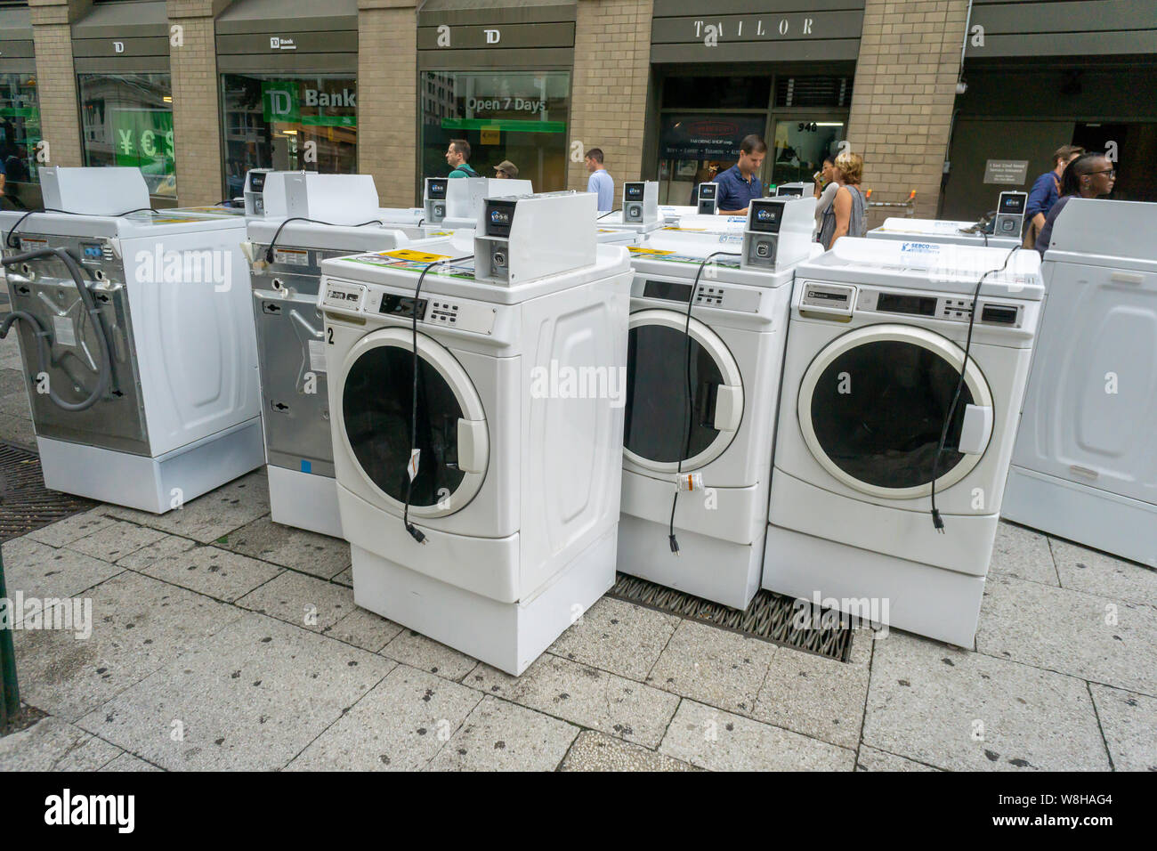 A delivery of Maytag brand washing machines to an apartment building in New York on Tuesday, August 6, 2019. (© Richard B. Levine) Stock Photo