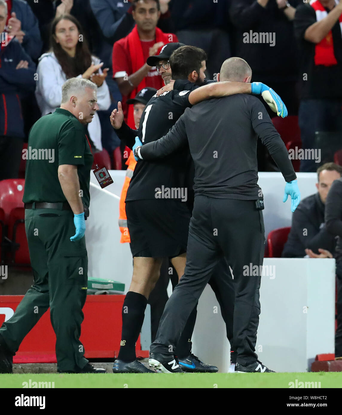 Hug logos hi-res stock photography and images - Alamy