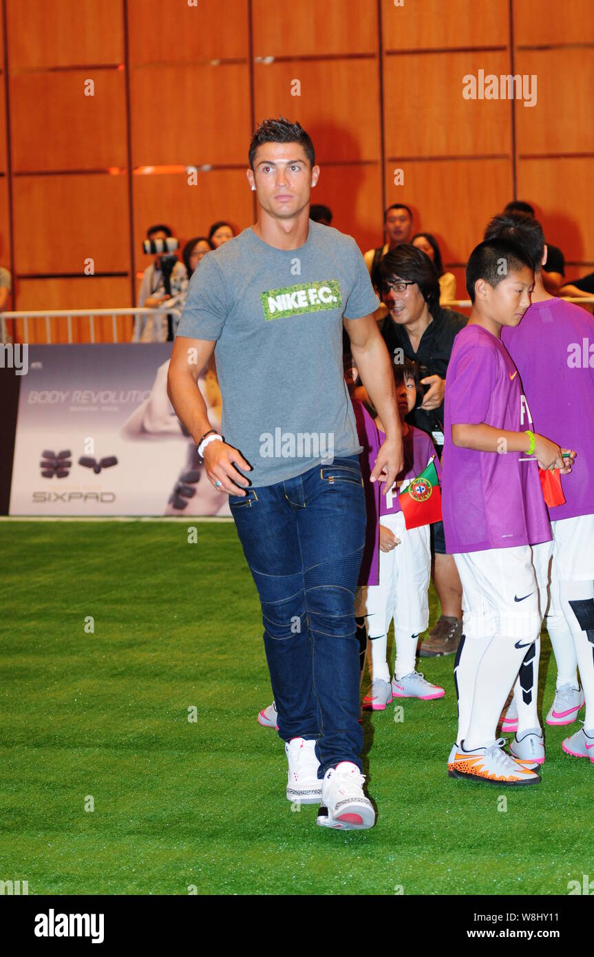 Portuguese football superstar Cristiano Ronaldo attends a fan meeting event  in Shanghai, China, 9 July 2015 Stock Photo - Alamy