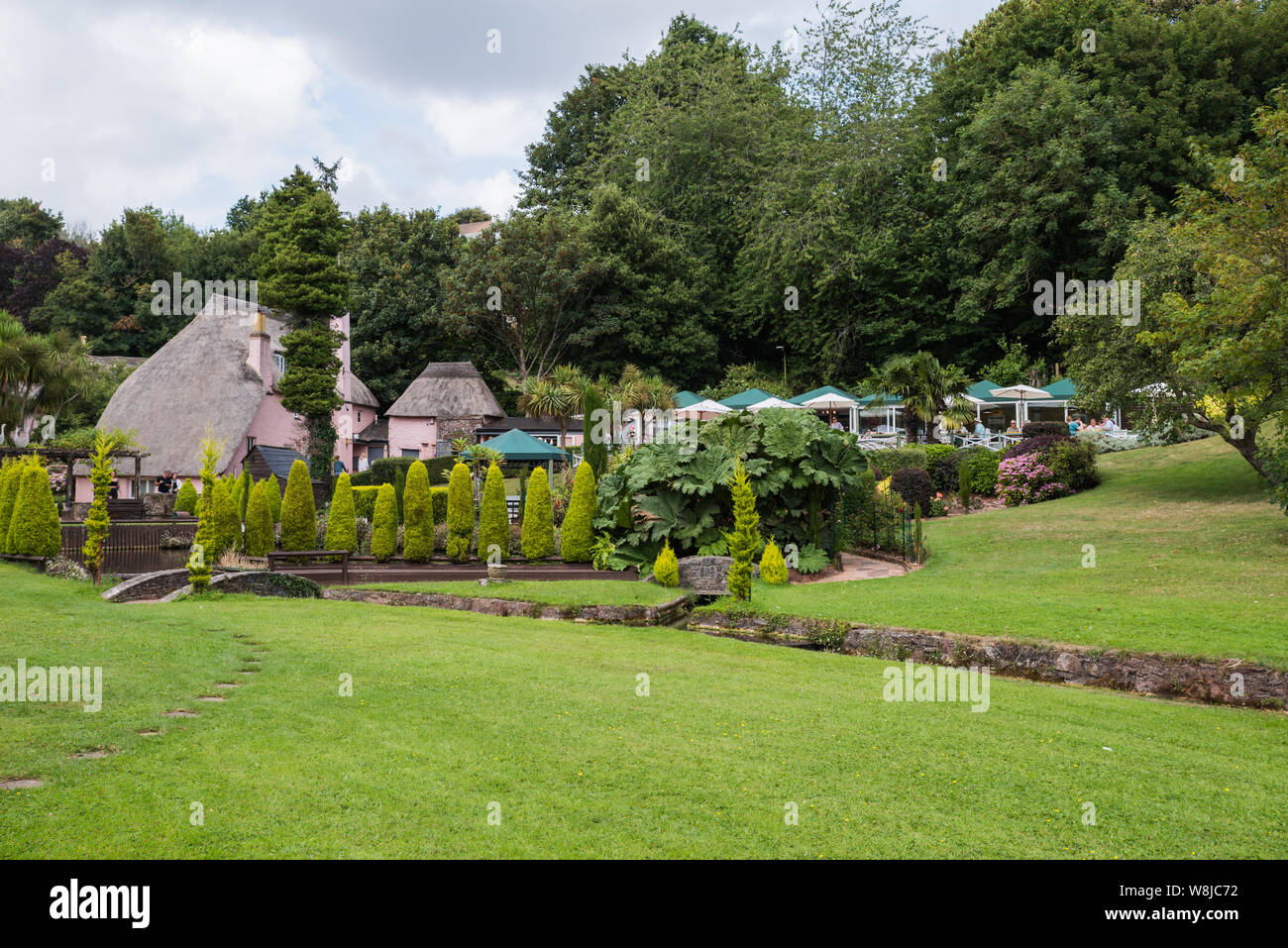Rose Cottage Tea Gardens High Resolution Stock Photography and Images