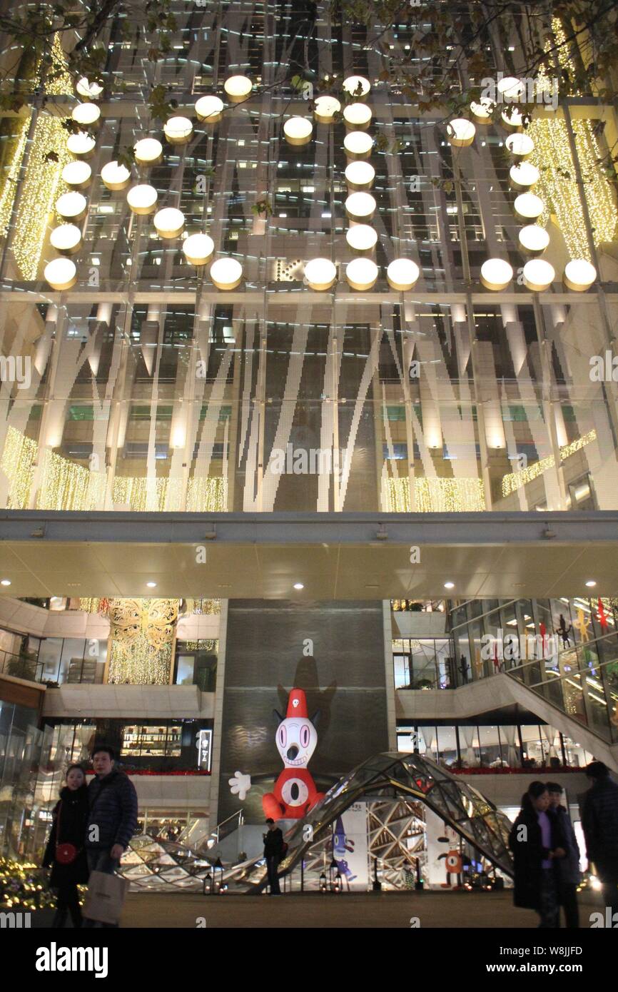 K11購物藝術中心裝飾- Picture of K11 Art Mall, Hong Kong - Tripadvisor