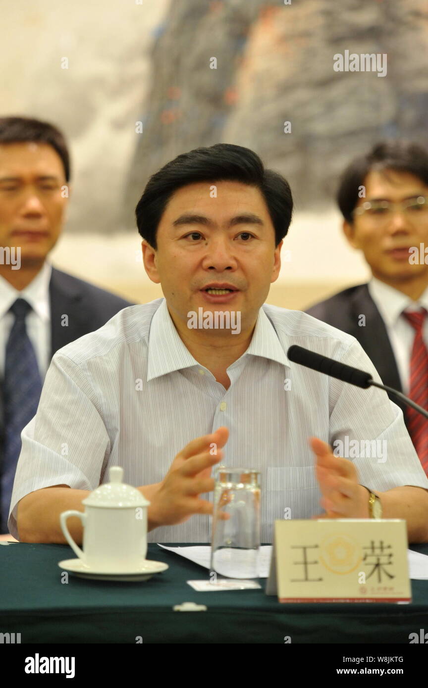 Wang Rong Photography --FILE--Wang Rong, Secretary of the Shenzhen Municipal Committee of the ...