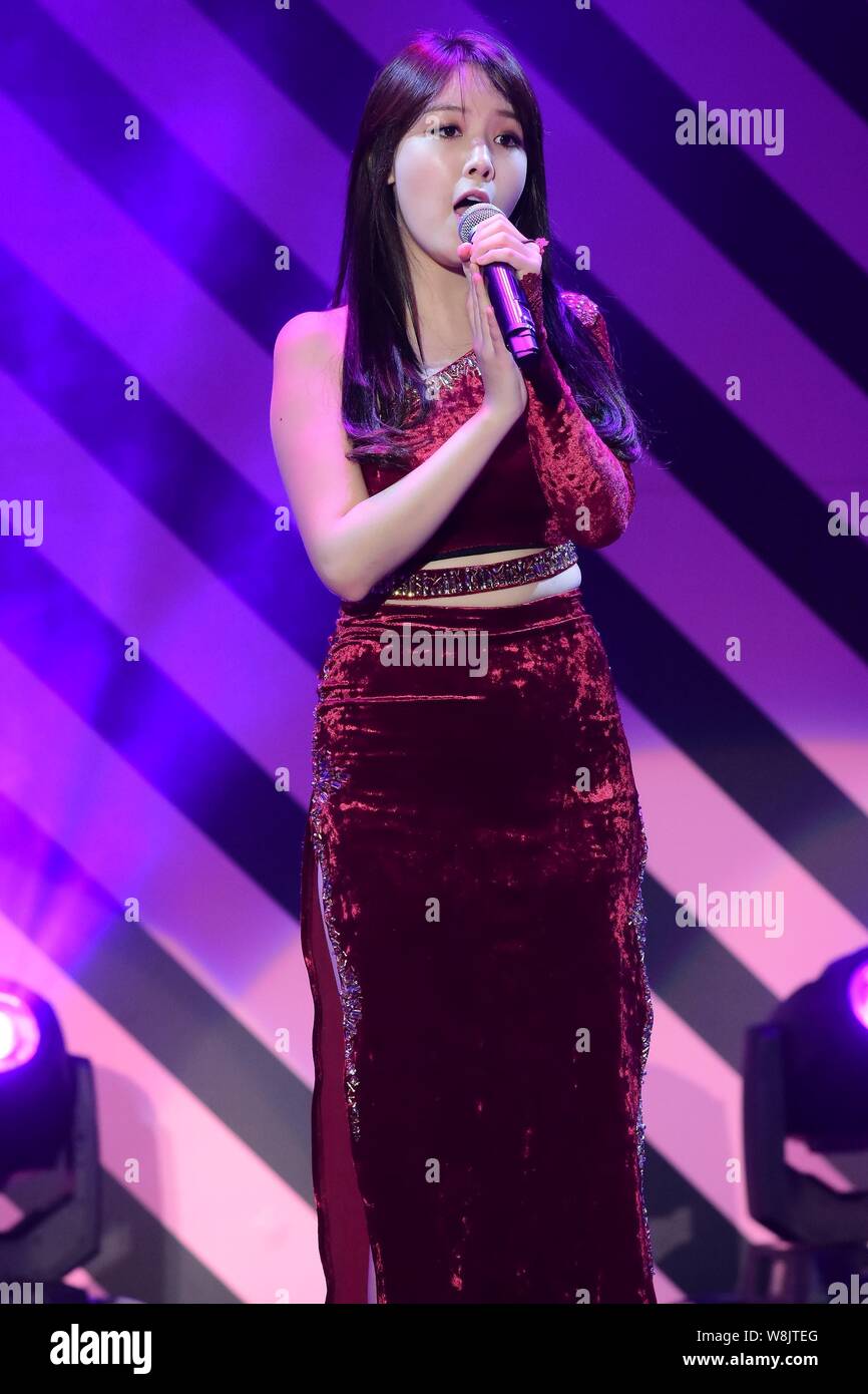 Bang Min Ah Better Known As Simply Minah Of South Korean Girl Group Girl S Day Performs At A Fan Meeting In Taipei Taiwan 1 November 15 Stock Photo Alamy