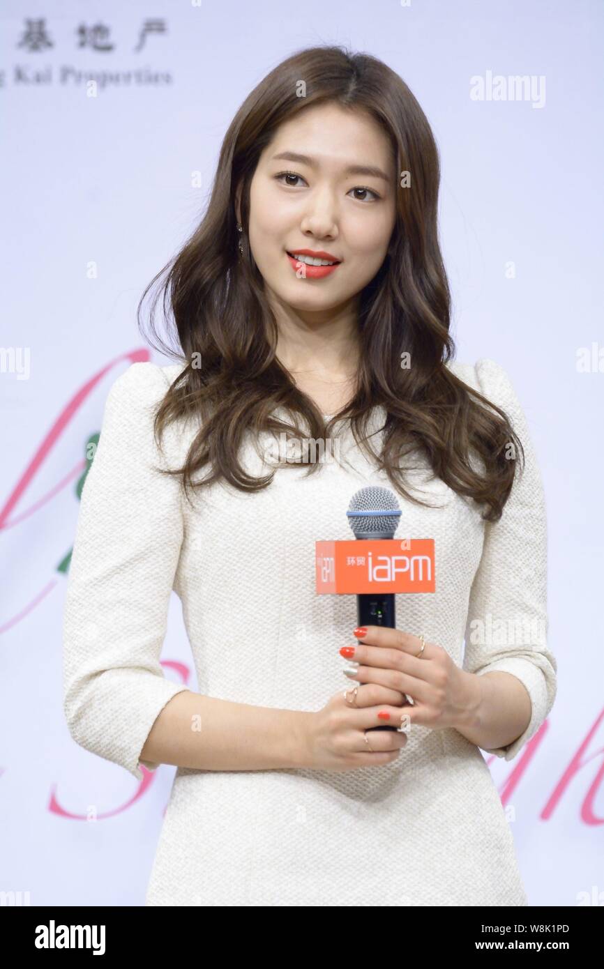 Park Shin Hye - Most Beautiful Korean Actresses 2022