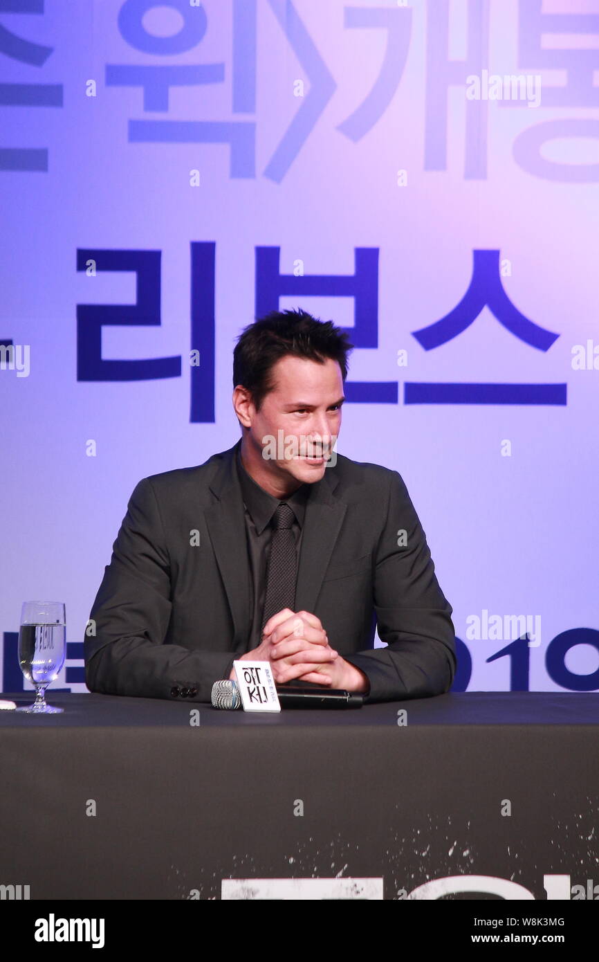 Canadian actor Keanu Reeves attends a press conference for the Korean premiere of his new movie 'John Wick' in Seoul, South Korea, 8 January 2015. Stock Photo