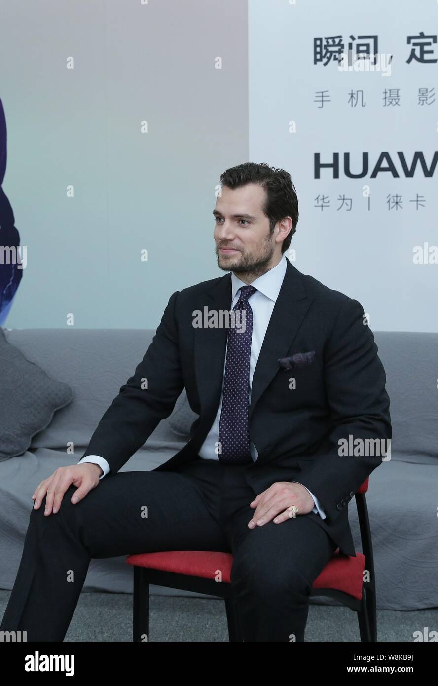 British actor Henry Cavill attends a launch event for the Huawei P9 smartphone in Shanghai, China, 15 April 2016. Stock Photo