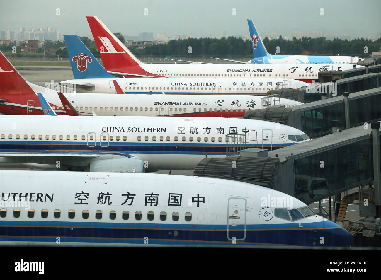 --FILE--Jet planes of China Southern Airlines are pictured at the Guangzhou Baiyun International Airport in Guangzhou city, south China's Guangdong pr Stock Photo