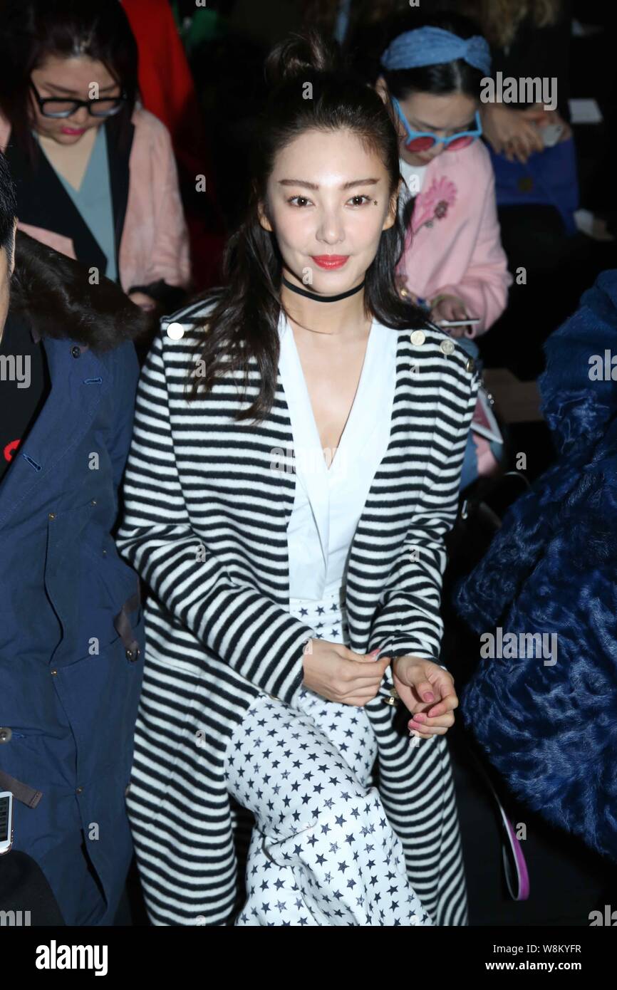 Chinese actress Zhang Yuqi attends the fashion show of Max Mara during the  Milan Fashion Week Fall/Winter 2016 in Milan, Italy, 25 February 2016 Stock  Photo - Alamy