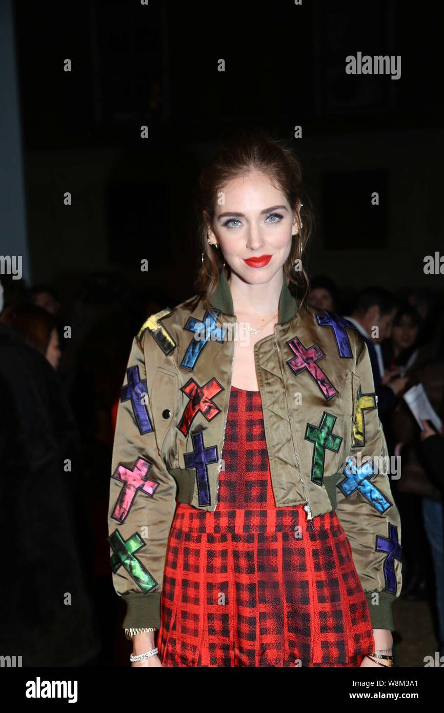 Italian fashion blogger Chiara Ferragni attends the Moschino show during  the Milan Fashion Week Fall/Winter 2016 in Milan, Italy, 25 February 2016  Stock Photo - Alamy