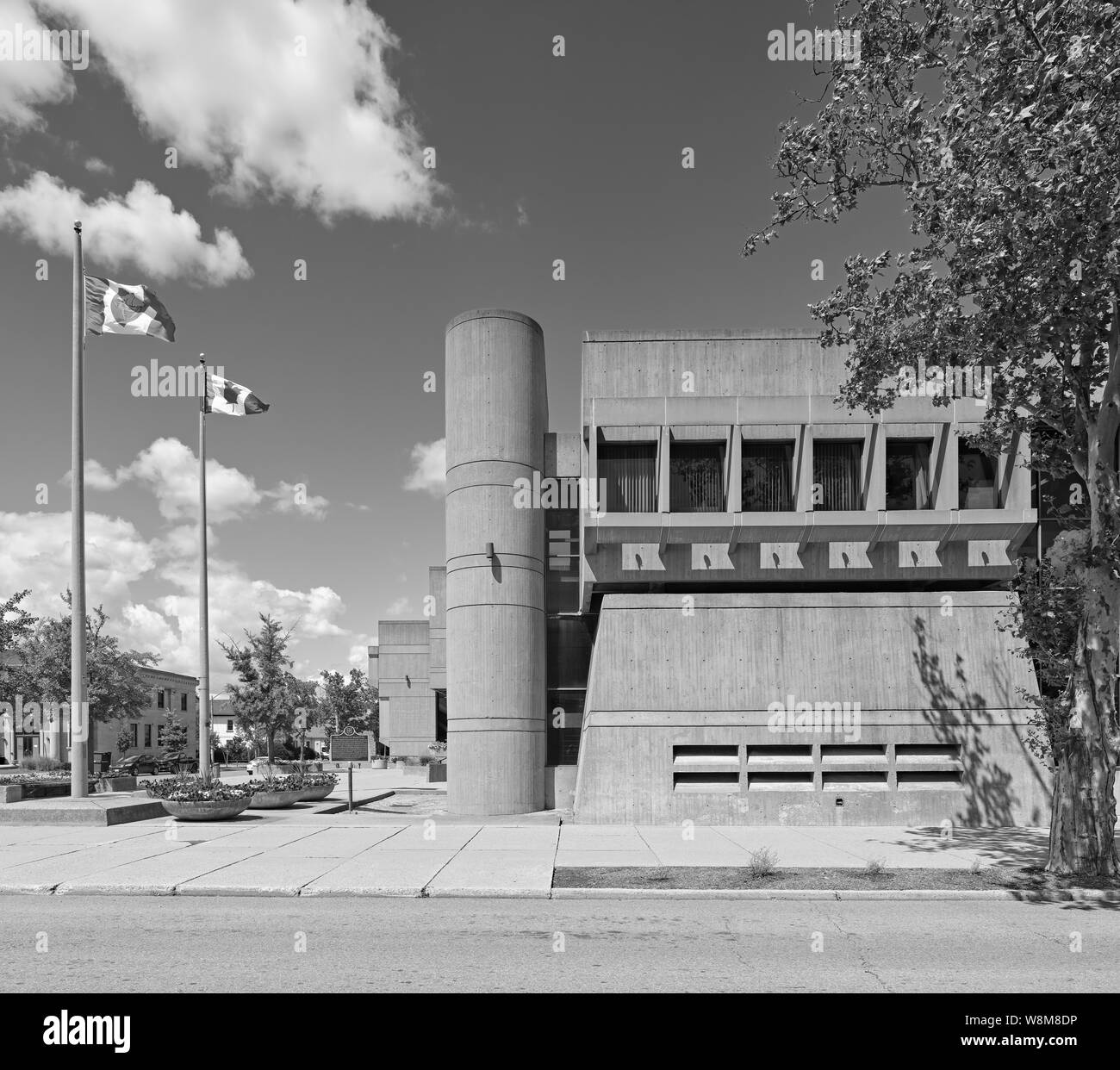 Urban brutalism Black and White Stock Photos & Images - Alamy