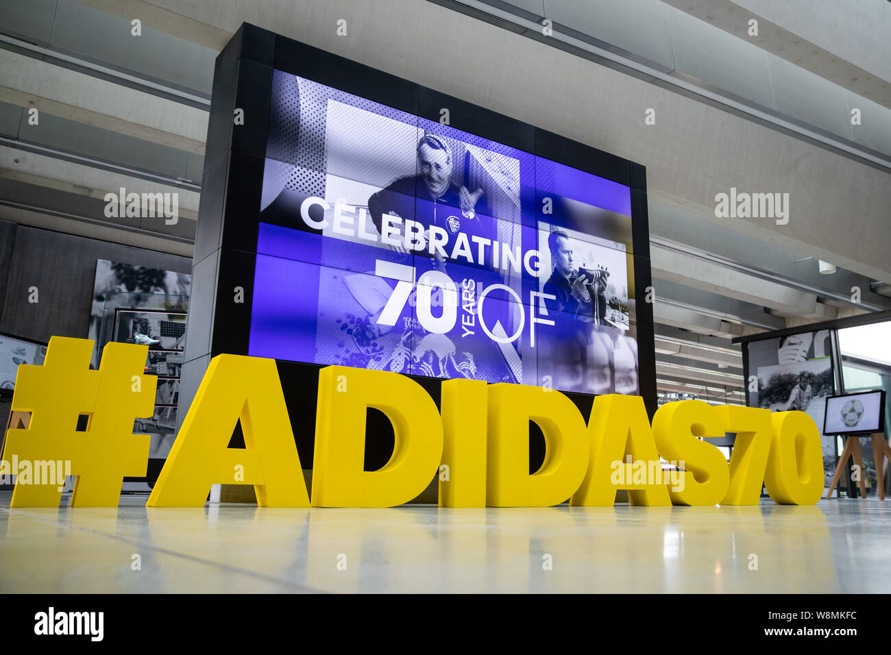 revelación pala En honor Herzogenaurach, Germany. 09th Aug, 2019. The hashtag "#ADIDAS70" is written  in capital letters on the floor of a building at the sporting goods  manufacturer adidas AG. Shortly before its 70th anniversary, Europe's