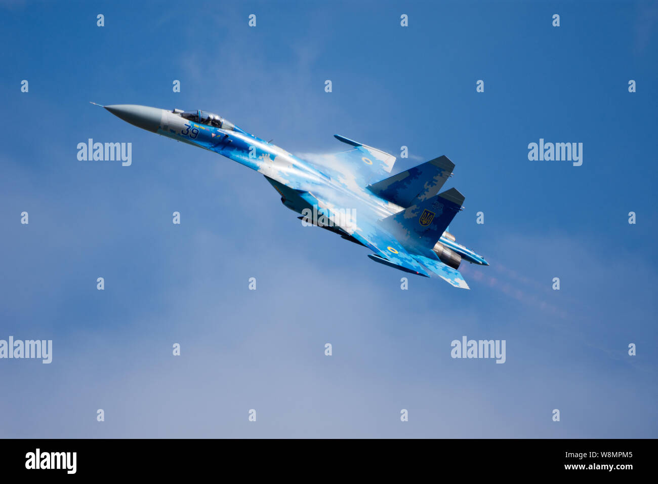 Su27 flanker hi-res stock photography and images - Alamy