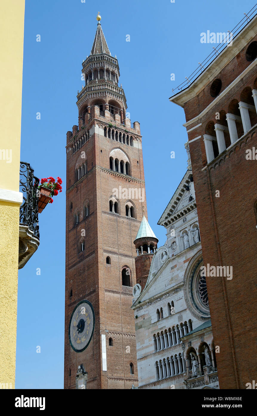 Houses worlds largest astronomical clock hires stock photography and