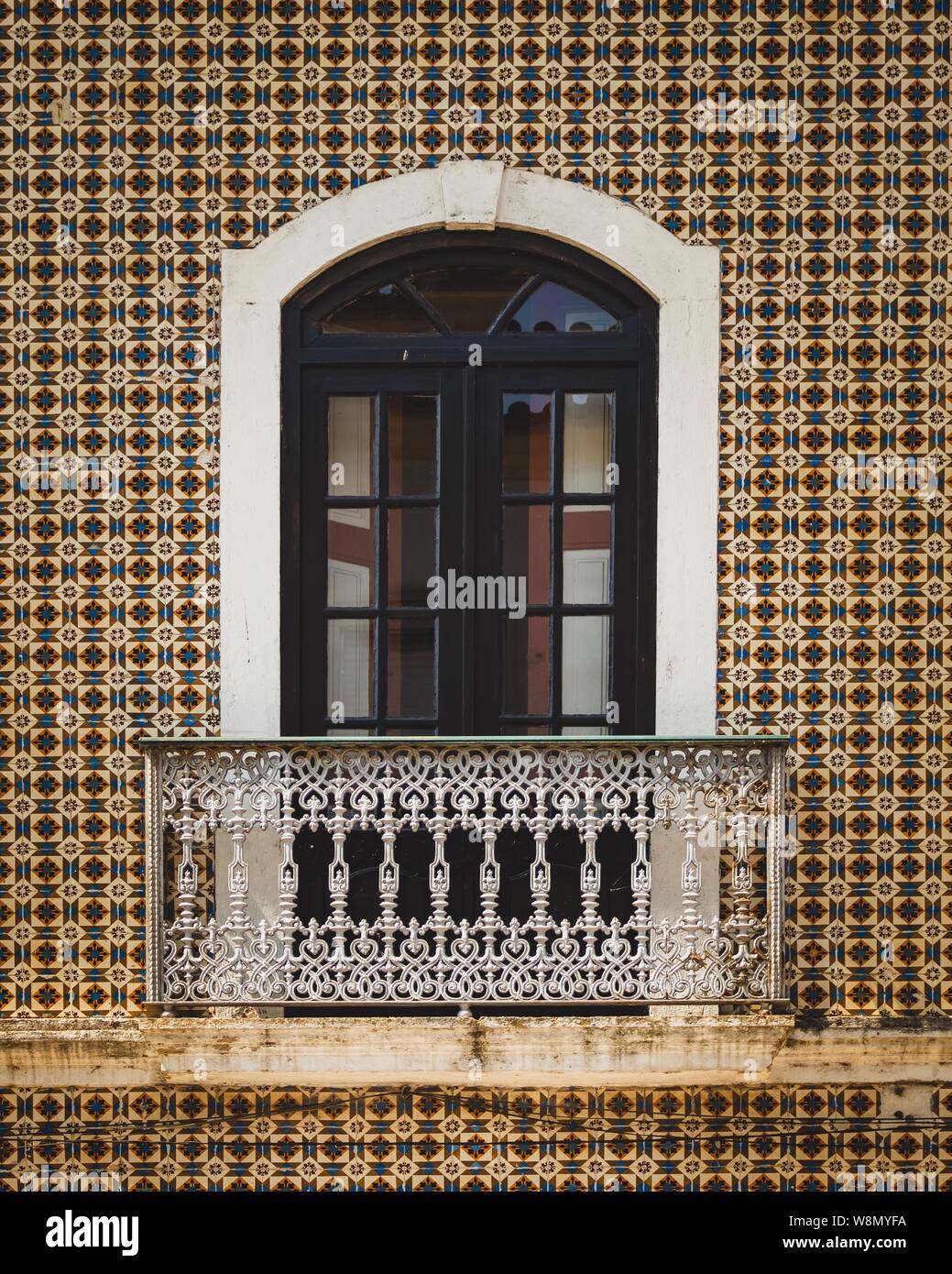 Portuguese style architecture hires stock photography and images Alamy