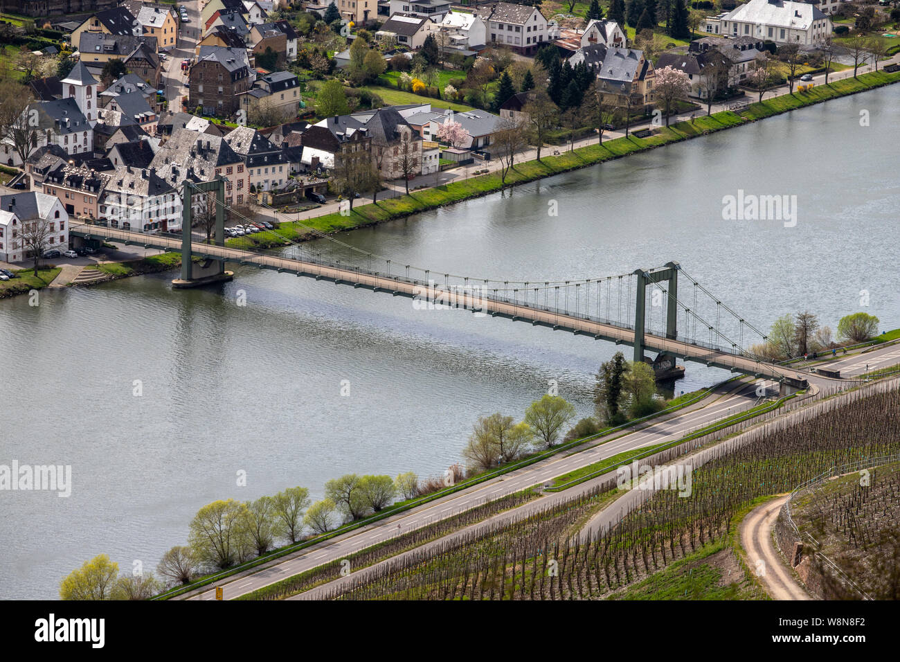 The wine-village Wehlen, a district of Bernkastel-Kues with the only rope bridge at the mosel Stock Photo