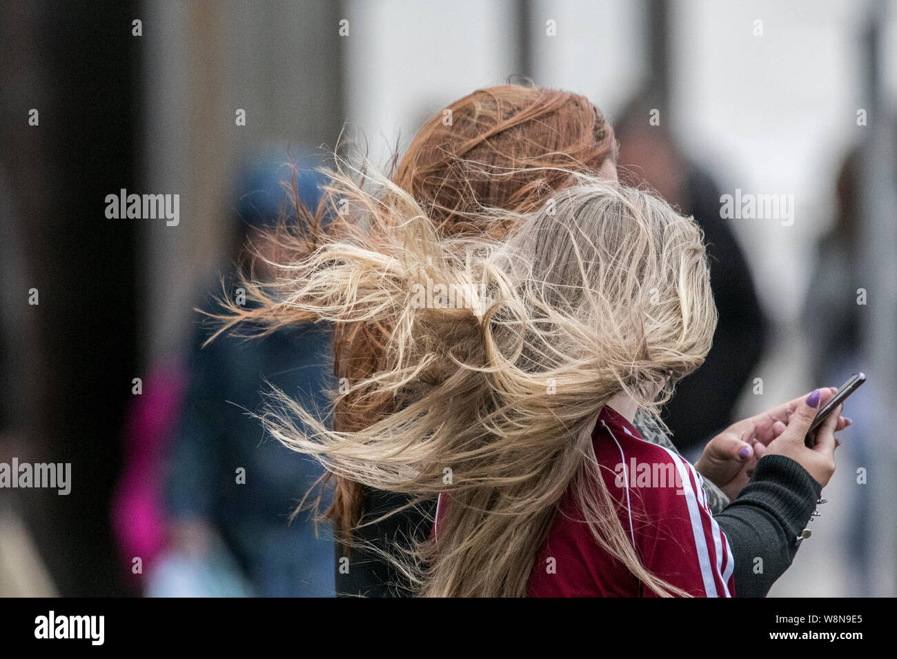 Page 2 Wind Swept Hair High Resolution Stock Photography And Images Alamy Page 2 Wind Swept Hair High Resolution Stock Photography And Images Alamy