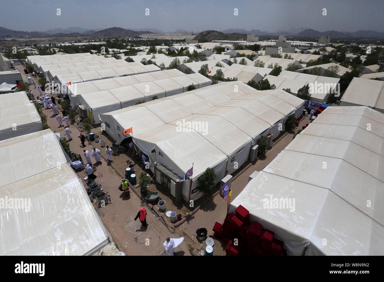 Mecca Mecca Saudi Arabia 10th Aug 2019 Palestinian Piligrims Gather In The Tent City Of Mina As They Take Part In One Of The Hajj Rituals Southeast Of The Saudi Holy City