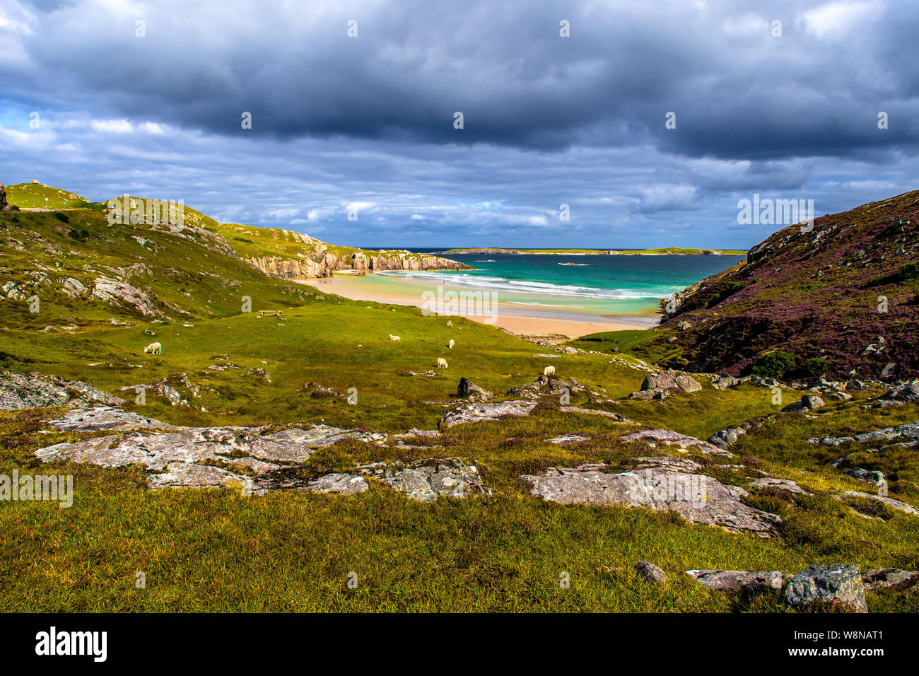 Sandy Ceannabeinne Beach At The Atlantic Coast Near Durness In Scotland Stock Photo
