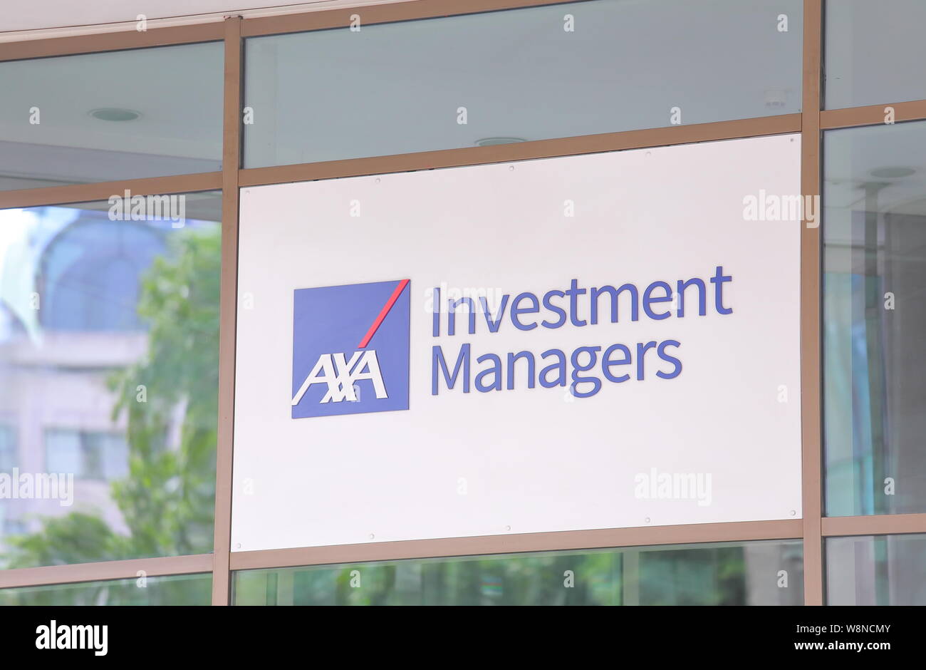 Axa Investment Managers High Resolution Stock Photography And Images Alamy