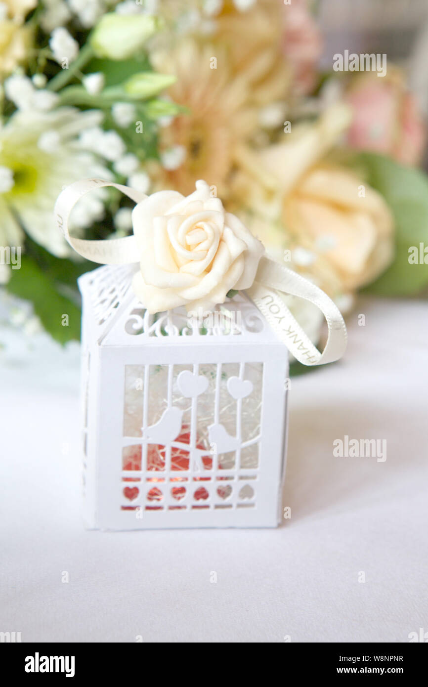 100 White Birdcage Favor Boxes For Wedding – Bomboniere Candy & Chocolate Gift Boxes