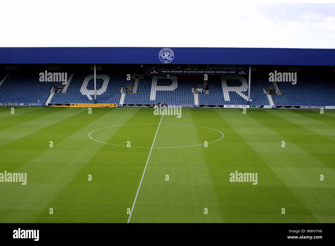 London, UK. 10th Aug, 2019. General view of inside the Kiyan Prince Foundation Stadium before EFL Skybet Championship match, Queens Park Rangers v Huddersfield Town at The Kiyan Prince Foundation Stadium, Loftus Road in London on Saturday 10th August 2019. this image may only be used for Editorial purposes. Editorial use only, license required for commercial use. No use in betting, games or a single club/league/player publications. pic by Tom Smeeth/Andrew Orchard sports photography/Alamy Live news Credit: Andrew Orchard sports photography/Alamy Live News Stock Photo