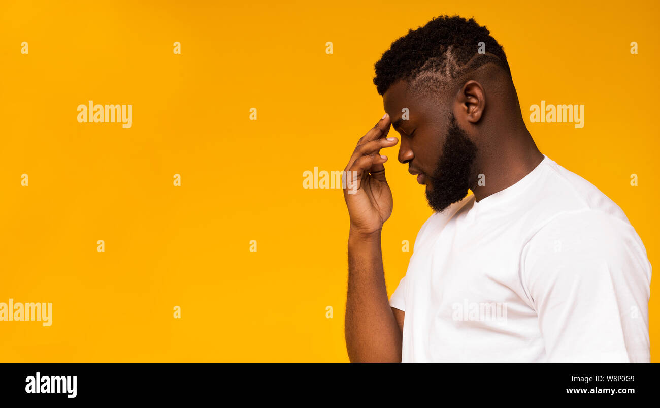 Deep guy. Men's breath voice. Deep guy. Deeper club. Deep guy.