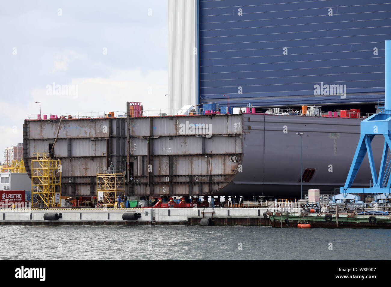 10 August 2019, MecklenburgWestern Pomerania, Rostock A complete