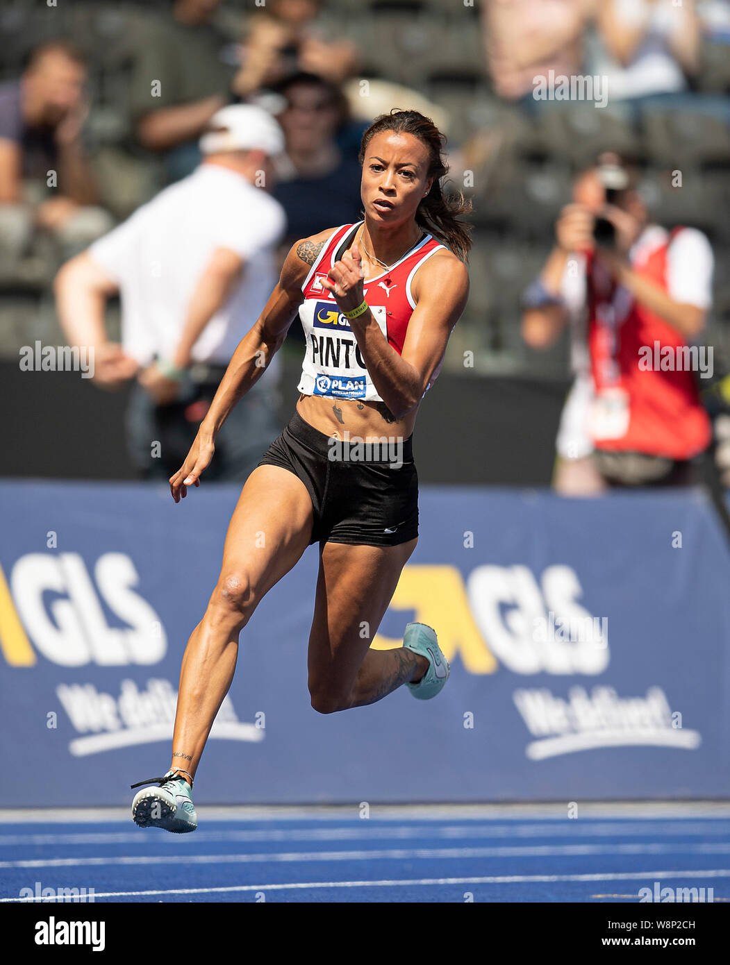 Tatjana PINTO (LC Paderborn) Action. 200m Women's Semifinal, on 04.08.