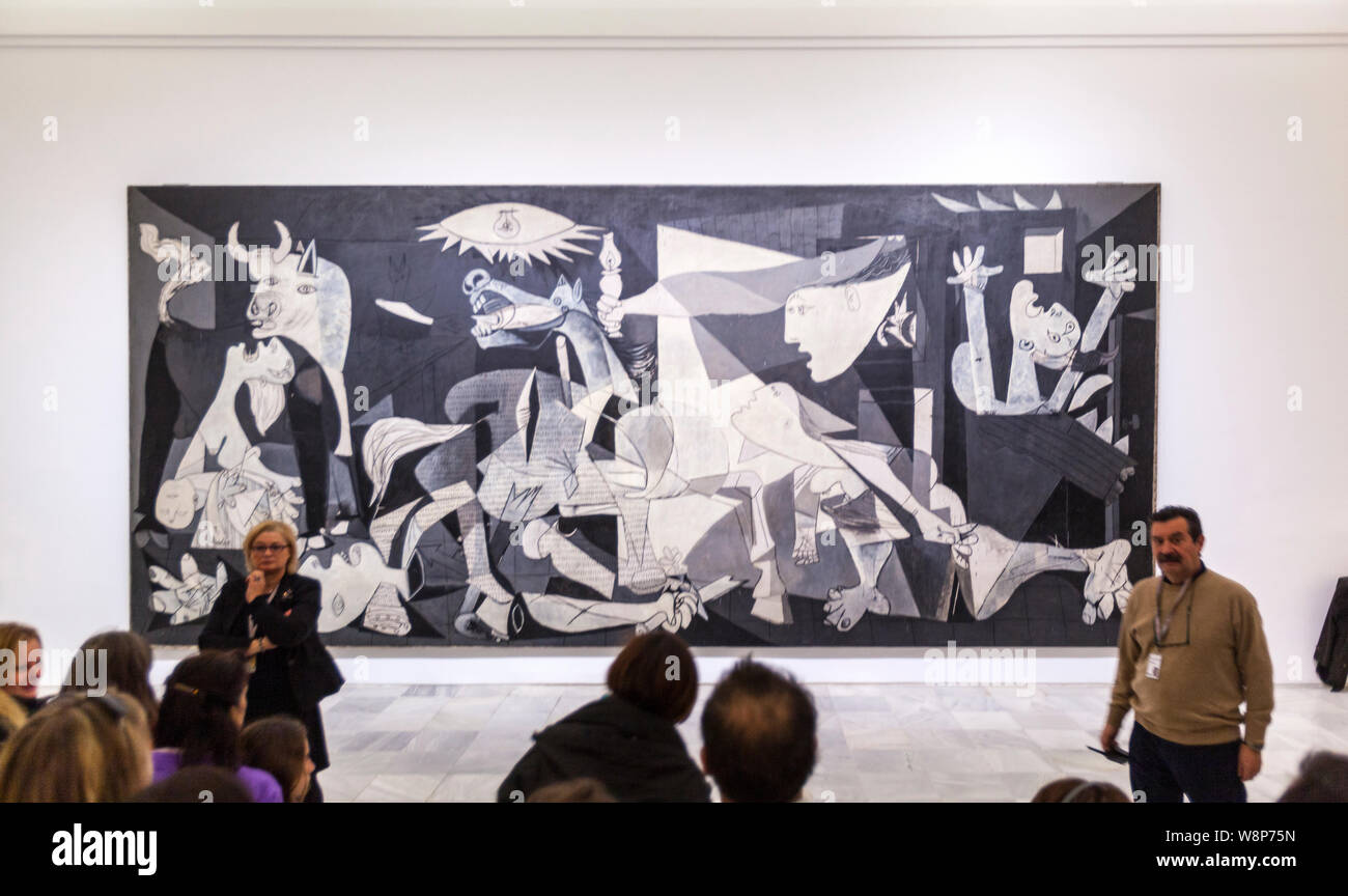 People Looking The Guernica Painting By Pablo Picasso Museo Reina 