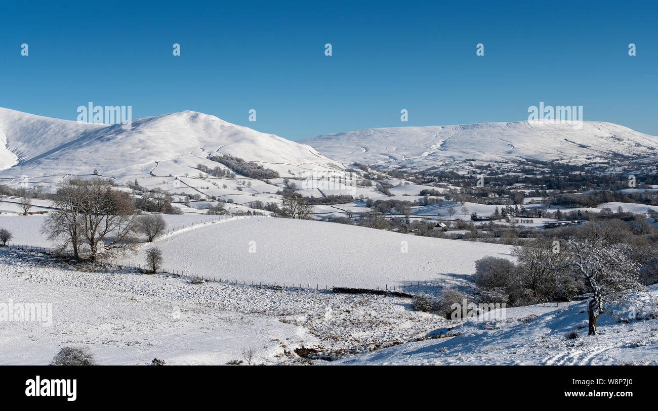 Howgill Fells and Baugh Fell covered in snow. Yorkshire Dales National Park, Cumbria, UK. Stock Photo