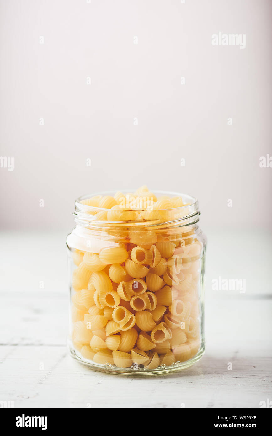 Pipette rigate hi-res stock photography and images - Alamy