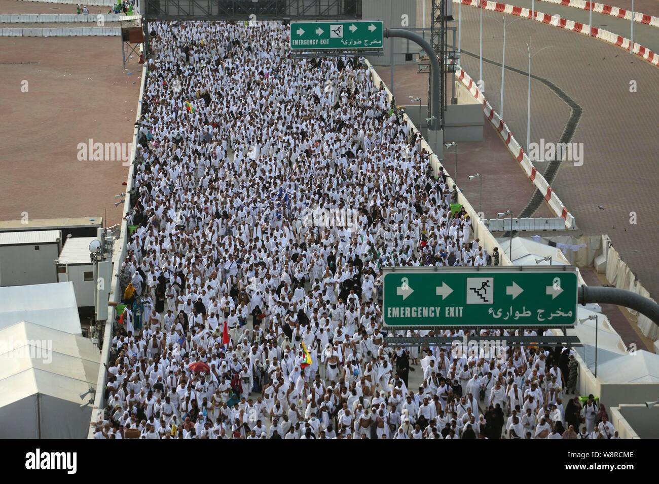 Mecca, Mecca, Saudi Arabia. 11th Aug, 2019. Muslim pilgrims arrive to