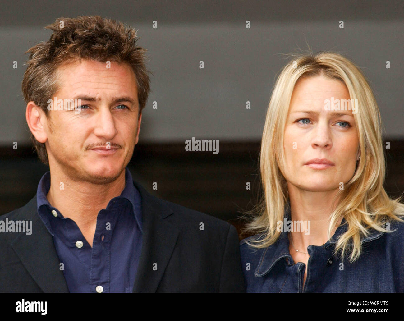 Sean Penn and his wife Robin Wright-Penn pictured at The Sheraton Grand  Hotel, Edinburgh today ( Thursday 23/8/01). His new film 