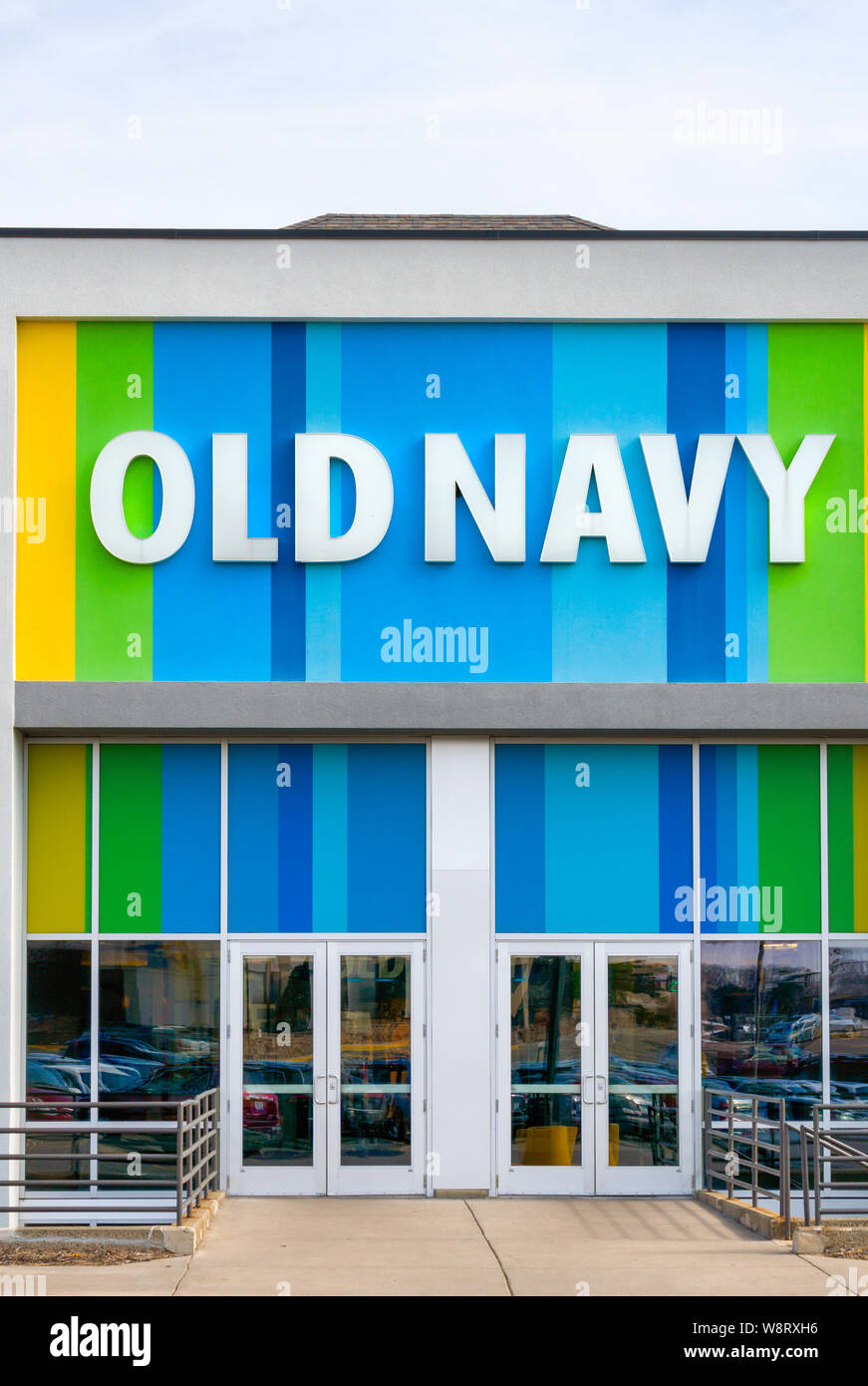 Old Navy Store Logo High Resolution Stock Photography and Images - Alamy