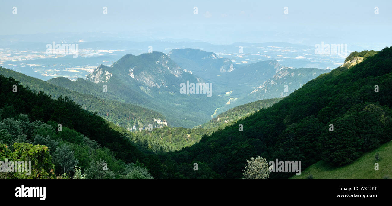 The bowl-shaped forest of Saou viewed from Les Trois Becs is one of Europe's best examples of a perched syncline formation Stock Photo
