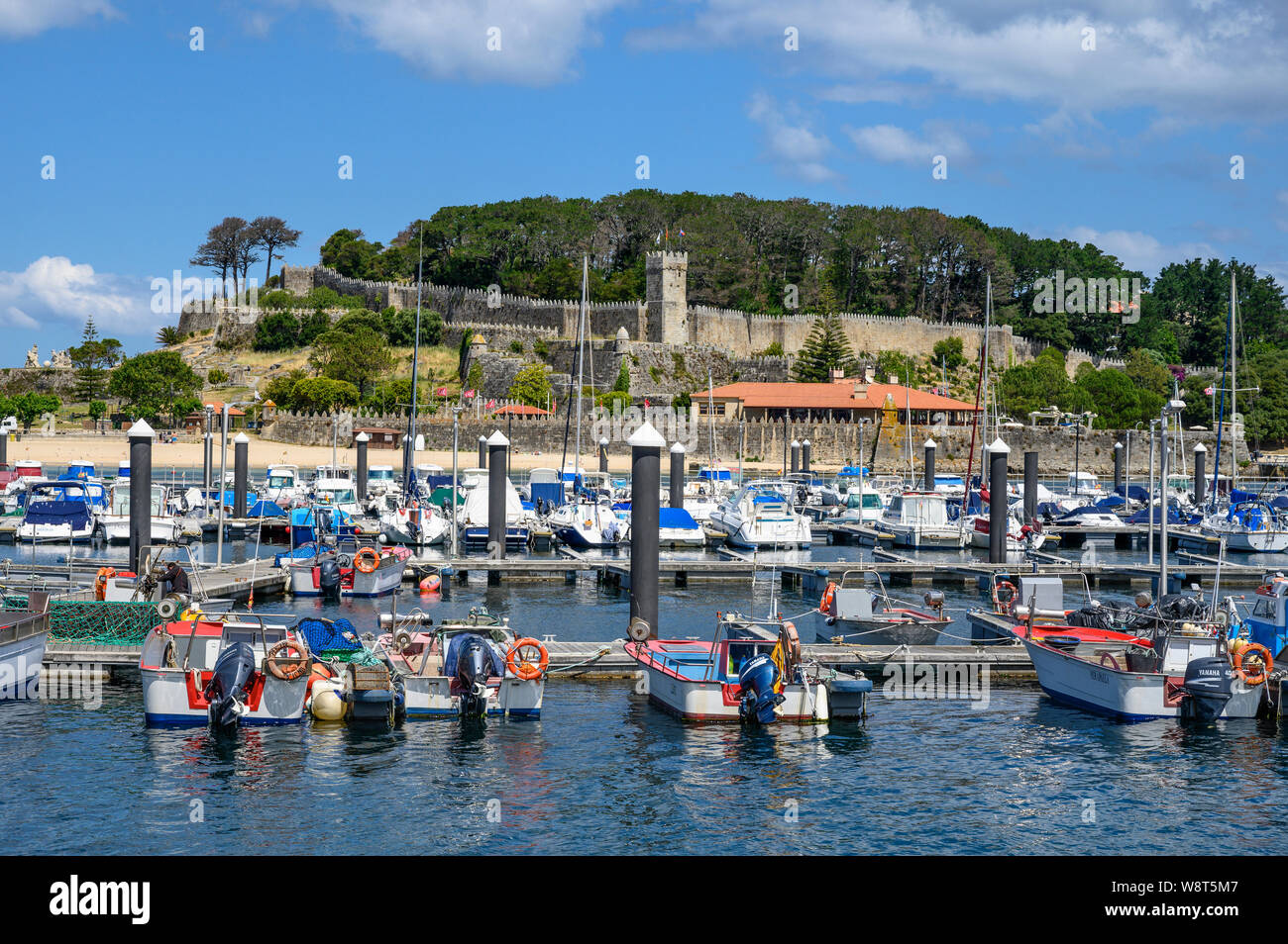 Looking acros the marina to Monterreal castle at  Baiona, in Pontevedra Province, Southern Galicia, Spain Stock Photo