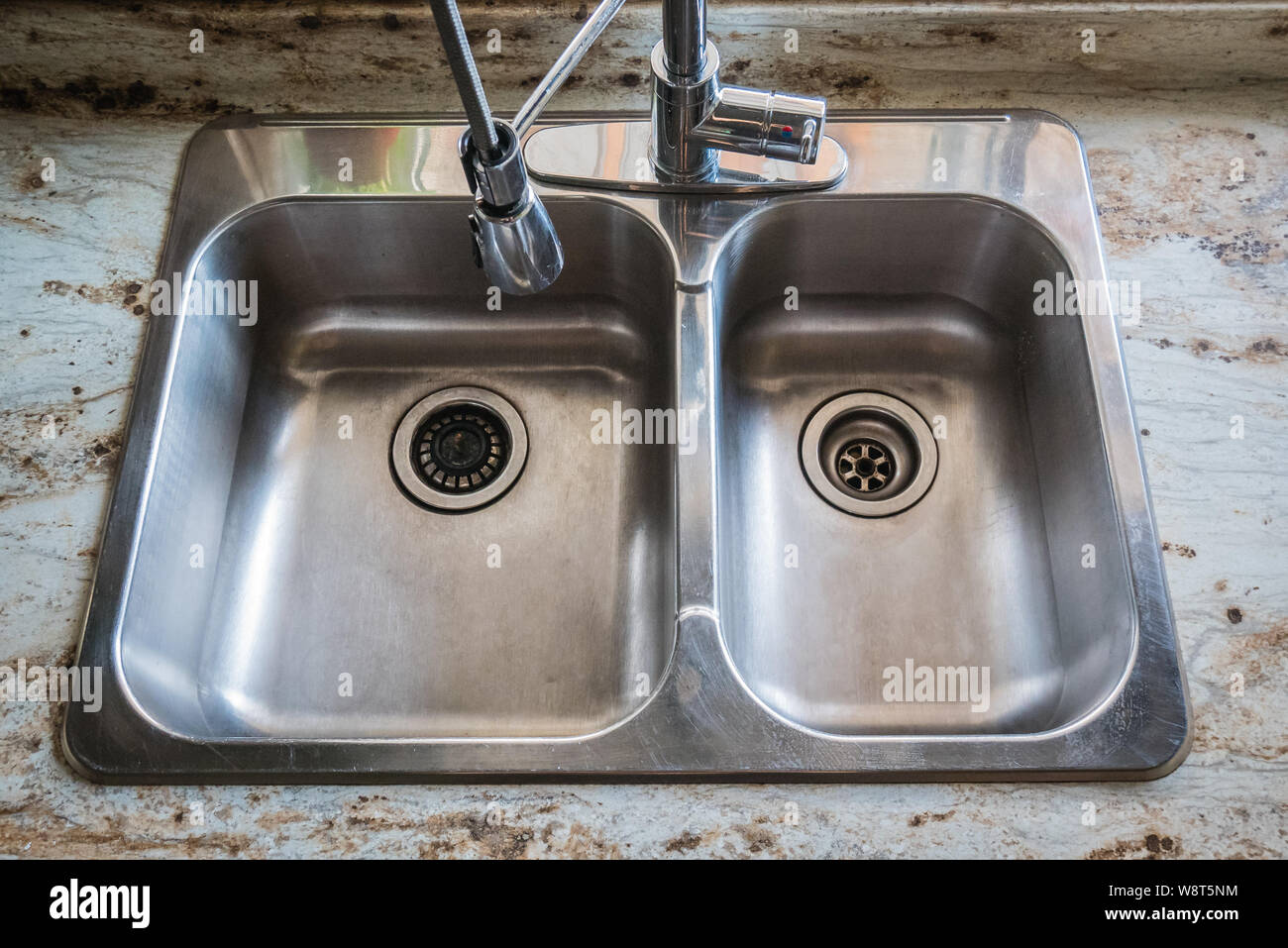 How To Clean Kitchen Sink The Right Way The Organized Mom