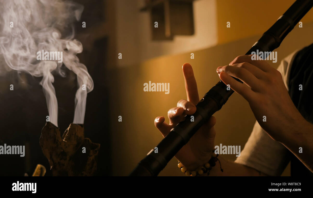 Man playing japanese bamboo flute shakuhachi Stock Photo Alamy