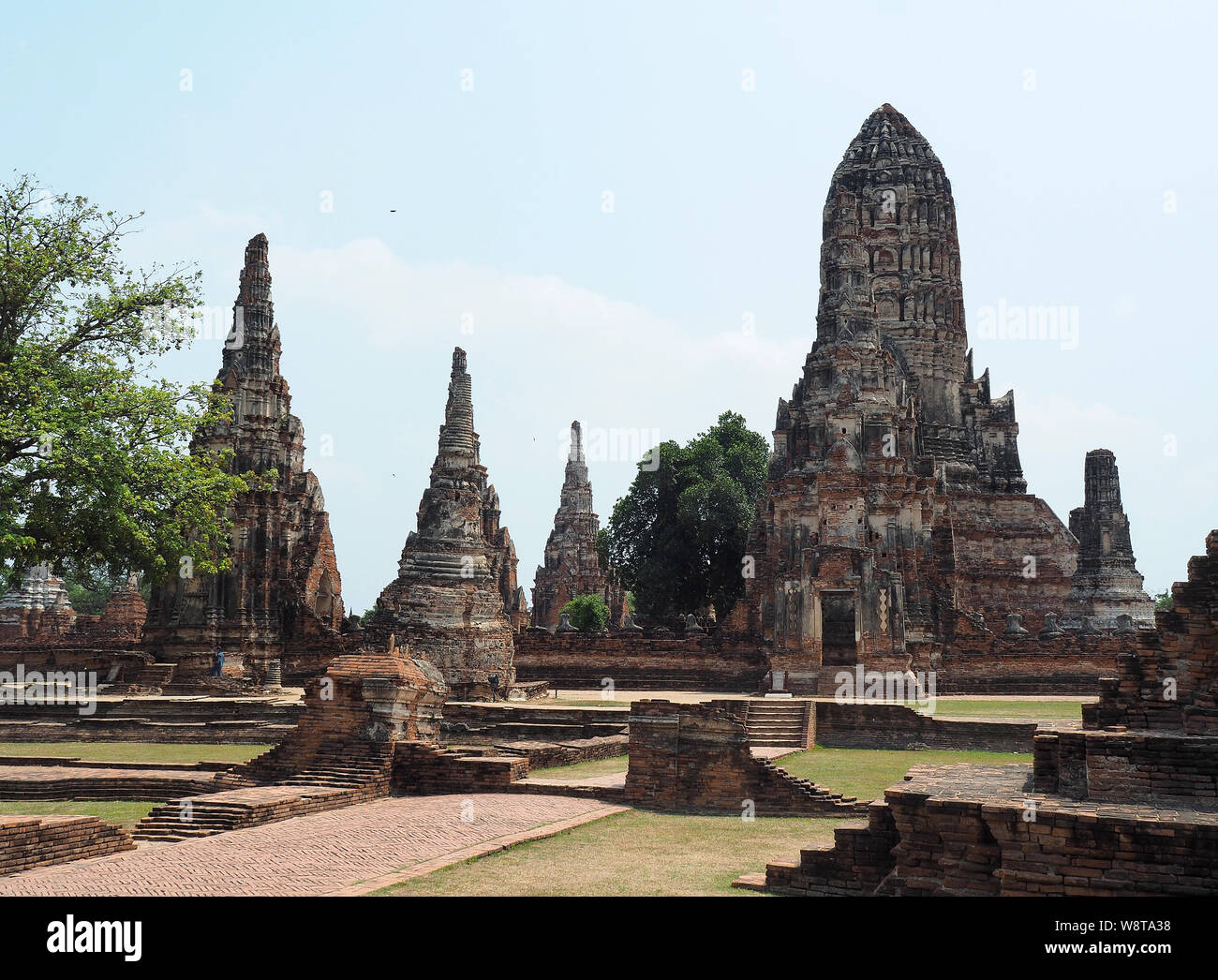 wat-chaiwatthanaram-buddhist-temple-ayutthaya-thailand-asia-stock
