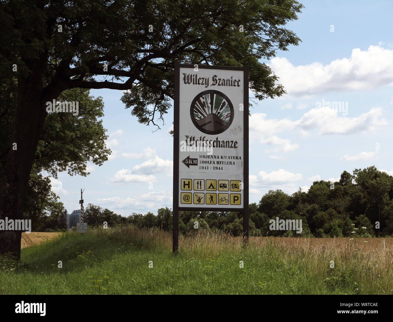 Sign in the vicinity of the former Fuehrer headquarters 'Wolfsschanze' in the Polish Masuria (former East Prussia), added on 15.07.2019 | usage worldwide Stock Photo